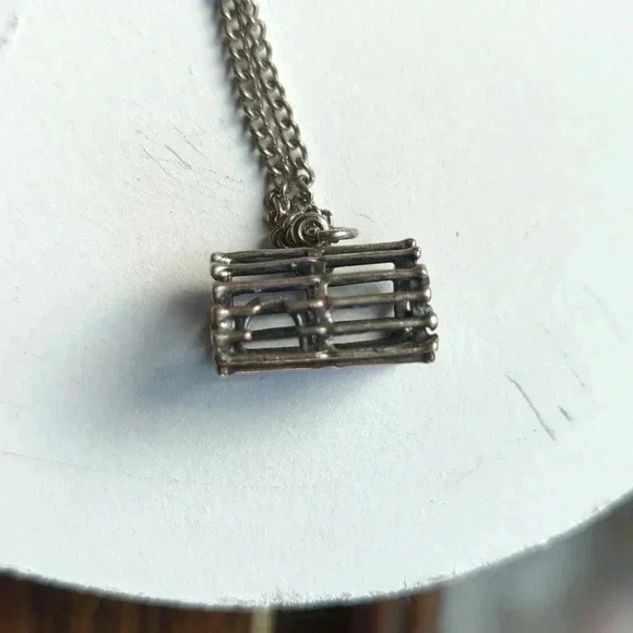 💥Host Pic❤️ Lobster trap charm - Picture 2 of 8